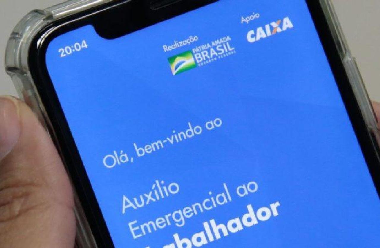 GOVERNO LANÇA FERRAMENTA PARA TIRAR DÚVIDAS SOBRE O AUXÍLIO EMERGENCIAL GOVERNO LANÇA FERRAMENTA PARA TIRAR DÚVIDAS SOBRE O AUXÍLIO EMERGENCIAL