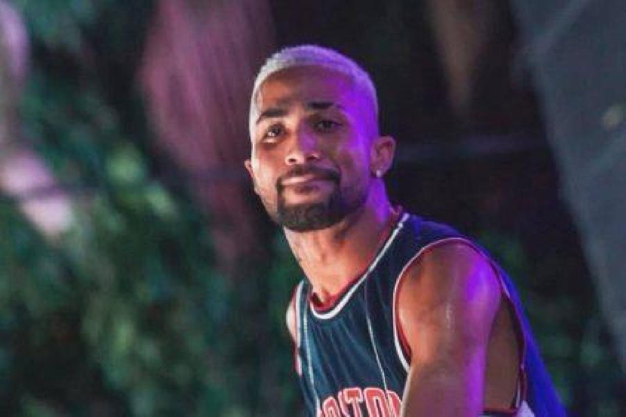 CANTOR ZAU O PÁSSARO MORRE EM ACIDENTE NA BR-116 EM FEIRA DE SANTANA