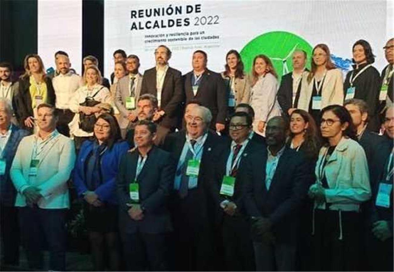 EM BUENOS AIRES, VICE-PREFEITO BEBETO GALVÃO PARTICIPA DO FÓRUM C40; EVENTO DISCUTE AGENDA CLIMÁTICA 
