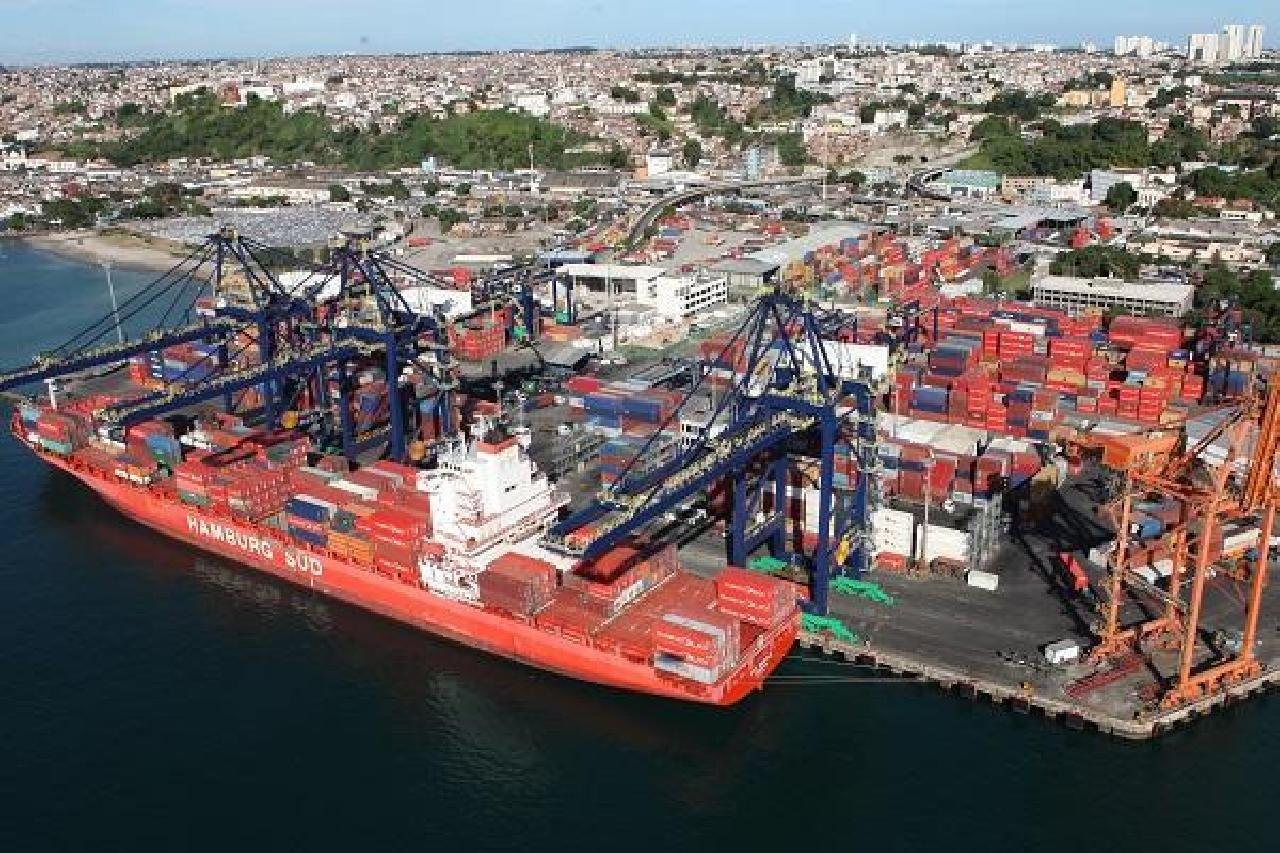 EXPORTAÇÕES BAIANAS REGISTRAM CRESCIMENTO DE 55% EM JUNHO EXPORTAÇÕES BAIANAS REGISTRAM CRESCIMENTO DE 55% EM JUNHO
