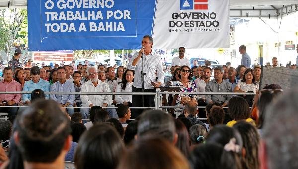 GOVERNADOR AUTORIZA INÍCIO DAS OBRAS EM ESTÁDIO DE IPIAÚ