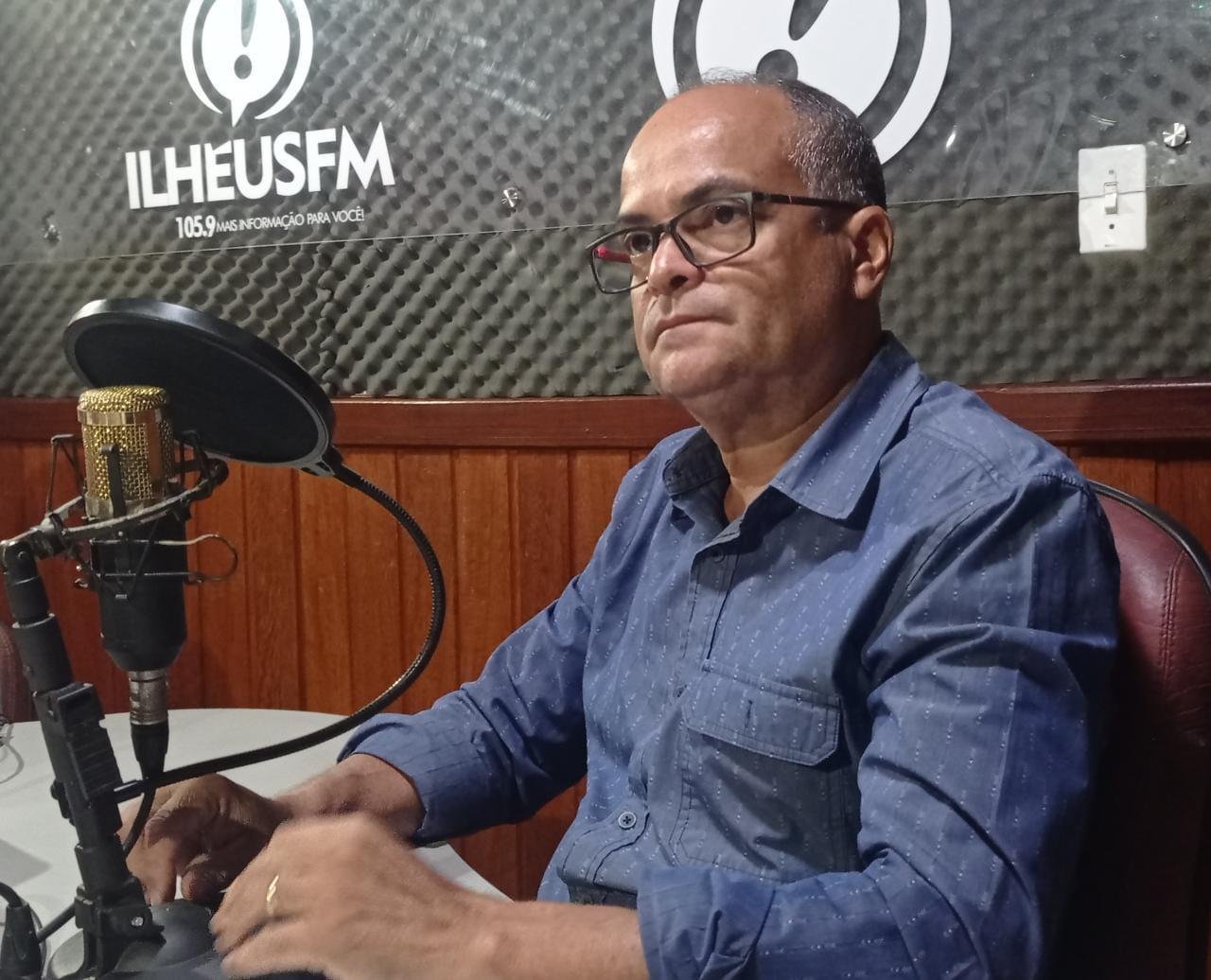 VEREADOR IVO PROTOCOLA REQUERIMENTO PARA REALIZAÇÃO DE AUDIÊNCIA PÚBLICA SOBRE O CÓDIGO TRIBUTÁRIO DE ILHÉUS VEREADOR IVO PROTOCOLA REQUERIMENTO PARA REALIZAÇÃO DE AUDIÊNCIA PÚBLICA SOBRE O CÓDIGO TRIBUTÁRIO DE ILHÉUS