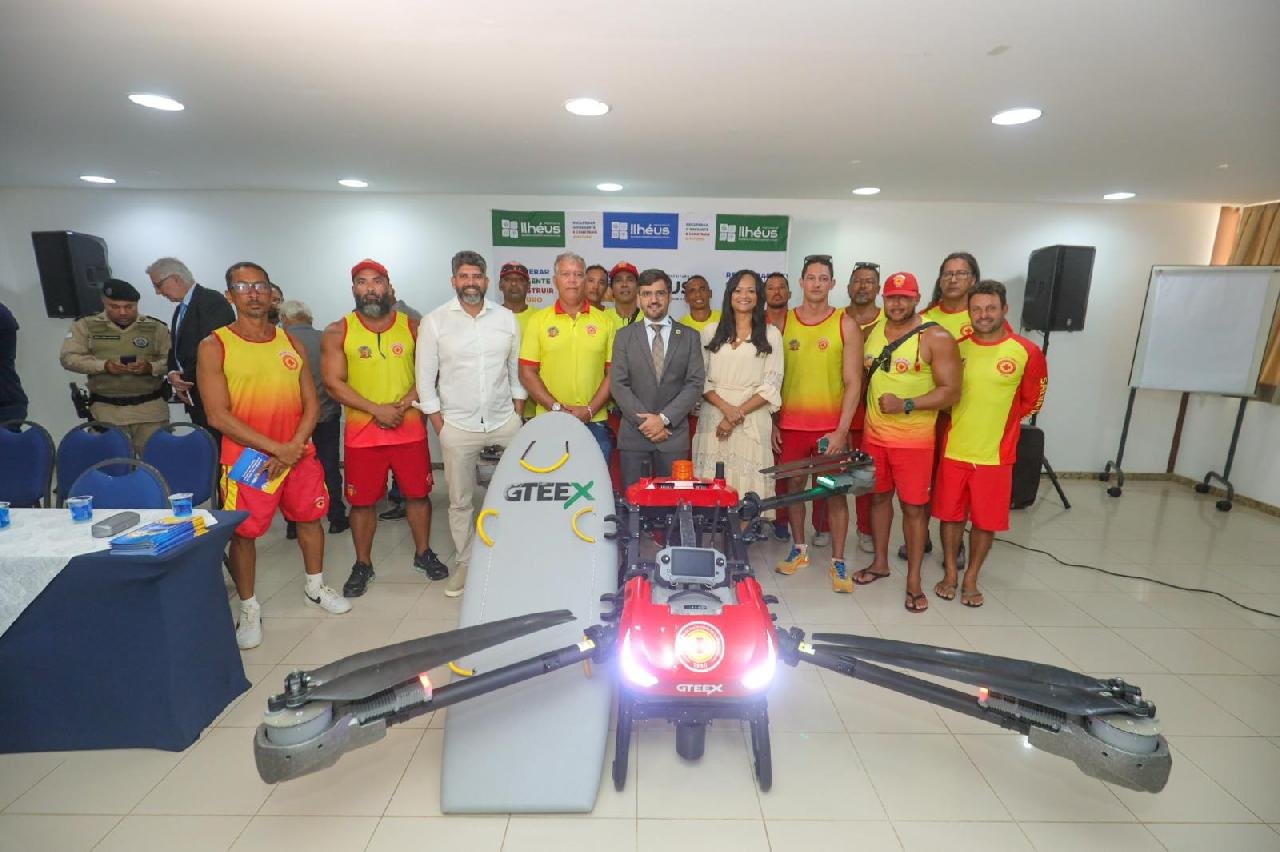EQUIPES DE SALVAMENTO AQUÁTICO RECEBEM DRONE SALVA-VIDAS PARA FORTALECER SEGURANÇA NAS PRAIAS 