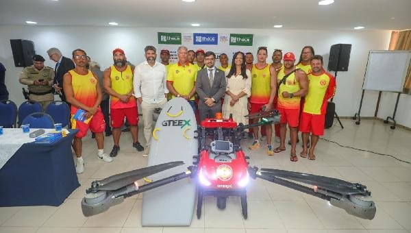 EQUIPES DE SALVAMENTO AQUÁTICO RECEBEM DRONE SALVA-VIDAS PARA FORTALECER SEGURANÇA NAS PRAIAS 