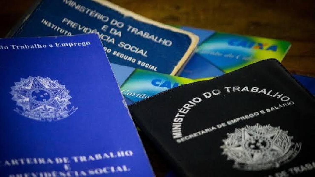 ABONO SALARIAL SERÁ PAGO A 1,1 MILHÃO DE TRABALHADORES NA SEGUNDA-FEIRA ABONO SALARIAL SERÁ PAGO A 1,1 MILHÃO DE TRABALHADORES NA SEGUNDA-FEIRA