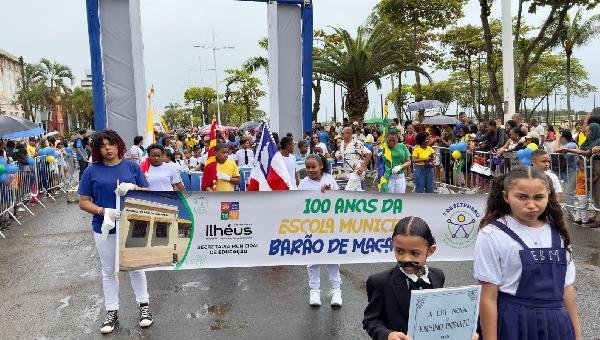 ILHÉUS CELEBRA INDEPENDÊNCIA DO BRASIL COM DESFILE CÍVICO NA AVENIDA SOARES LOPES