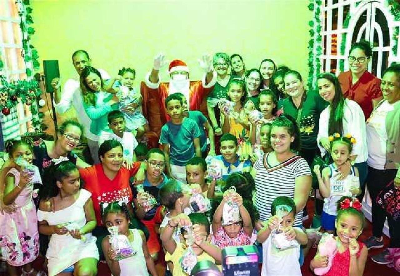 PREFEITO MÁRIO ALEXANDRE ENTREGA DECORAÇÃO DA 4ª EDIÇÃO DO NATAL ENCANTADO  PREFEITO MÁRIO ALEXANDRE ENTREGA DECORAÇÃO DA 4ª EDIÇÃO DO NATAL ENCANTADO