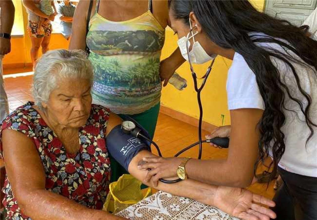 PROGRAMA SAÚDE NA COMUNIDADE VAI ESTAR NO RESIDENCIAL SOL E MAR HOJE (1) PROGRAMA SAÚDE NA COMUNIDADE VAI ESTAR NO RESIDENCIAL SOL E MAR HOJE (1)