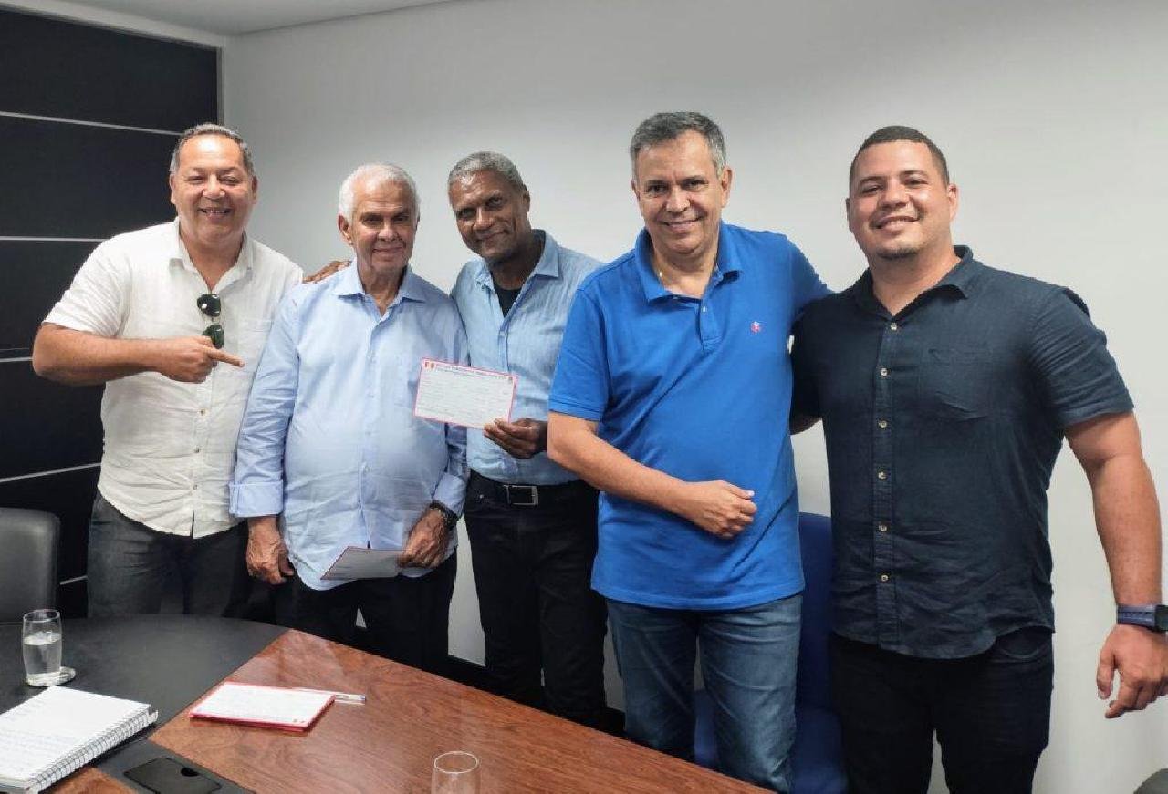 VEREADOR AUGUSTÃO VAI OFICIALIZAR PRÉ-CANDIDATURA NESTA QUINTA-FEIRA (04), DURANTE ATO DE FILIAÇÃO AO PDT VEREADOR AUGUSTÃO VAI OFICIALIZAR PRÉ-CANDIDATURA NESTA QUINTA-FEIRA (04), DURANTE ATO DE FILIAÇÃO AO PDT
