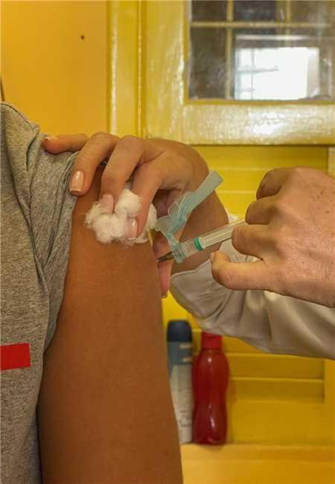 COVID-19: ILHÉUS REDUZ OCUPAÇÃO DE LEITOS DE UTI COM 62% DA POPULAÇÃO ELEGÍVEL VACINADA COVID-19: ILHÉUS REDUZ OCUPAÇÃO DE LEITOS DE UTI COM 62% DA POPULAÇÃO ELEGÍVEL VACINADA