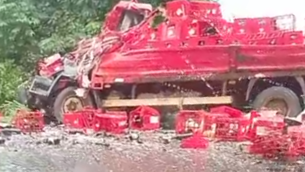 ACIDENTE GRAVE NA BR-415, NAS PROXIMIDADES DA UESC, DEIXA PELO MENOS TRÊS MORTOS