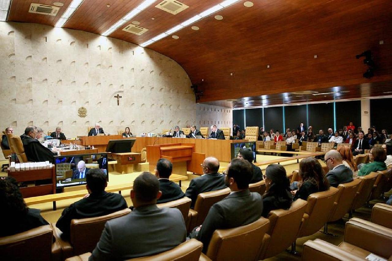 STF DECIDE QUE PROFESSORES TEMPORÁRIOS TÊM DIREITO AO PISO SALARIAL DO MAGISTÉRIO