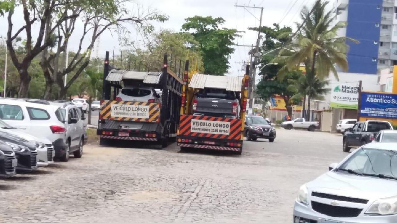 ORLA SUL: COMÉRCIO NO ACOSTAMENTO E ESTACIONAMENTO DE CAMINHÕES