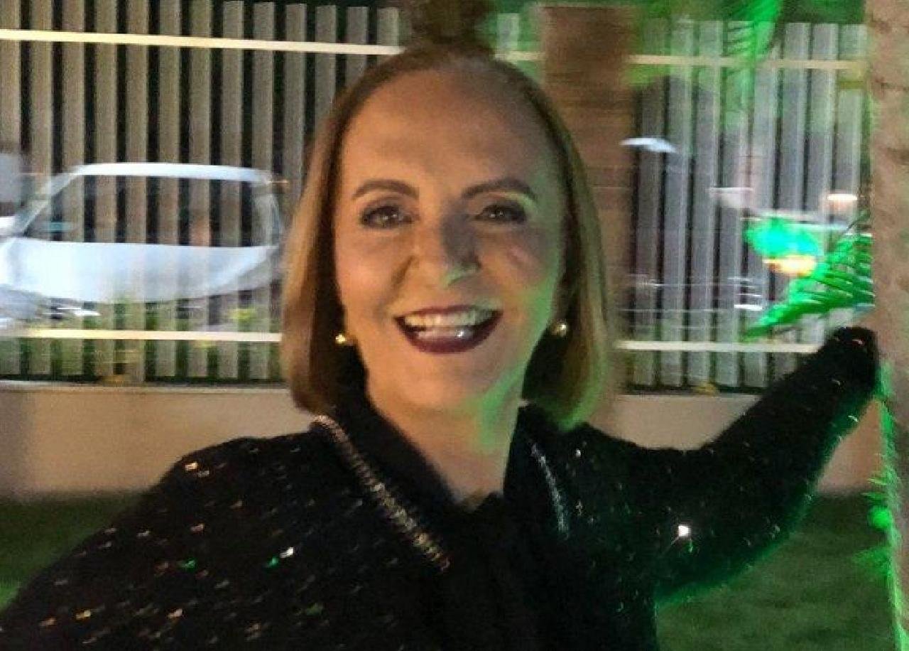 EX- PRIMEIRA DAMA DE ILHÉUS SOFRE AVC E ESTÁ INTERNADA NA UTI DO HOSPITAL SÃO JOSÉ EX- PRIMEIRA DAMA DE ILHÉUS SOFRE AVC E ESTÁ INTERNADA NA UTI DO HOSPITAL SÃO JOSÉ
