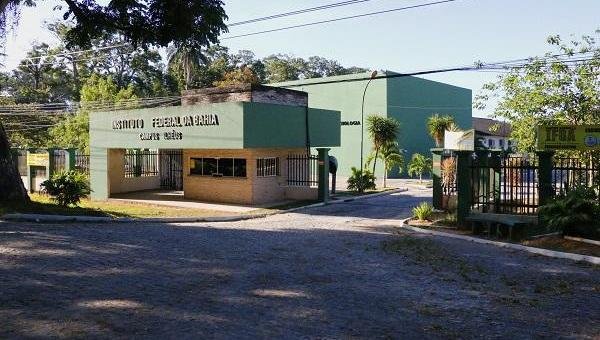 IFBA OFERTARÁ 500 VAGAS PARA QUALIFICAÇÃO DE BENEFICIÁRIOS DO BOLSA FAMÍLIA EM ILHÉUS