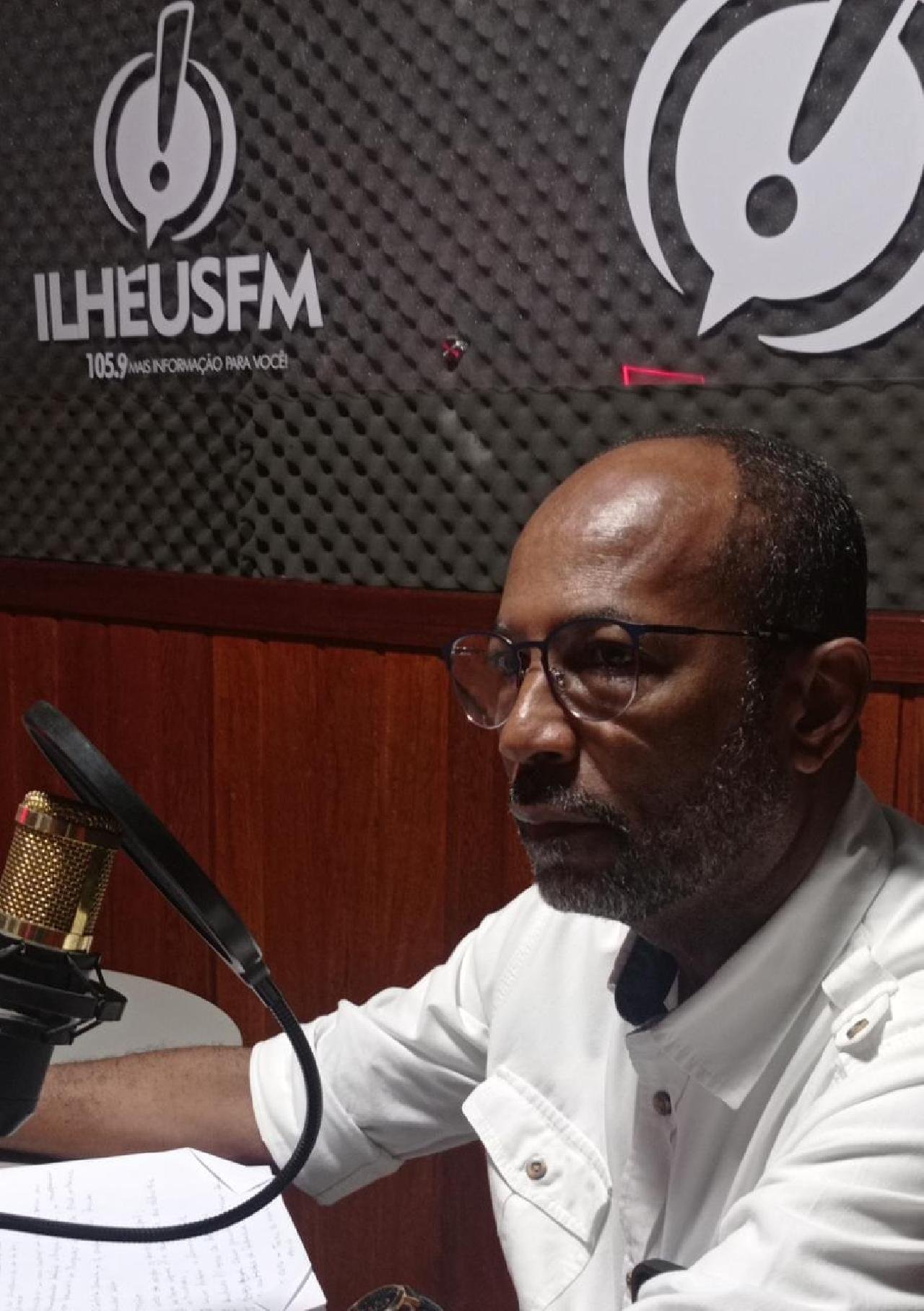 BEBETO GALVÃO ANALISA CENÁRIO POLÍTICO BAIANO: "JERÔNIMO CONHECE A BAHIA BEM MAIS DO QUE OS OUTROS CANDIDATOS" BEBETO GALVÃO ANALISA CENÁRIO POLÍTICO BAIANO: "JERÔNIMO CONHECE A BAHIA BEM MAIS DO QUE OS OUTROS CANDIDATOS"