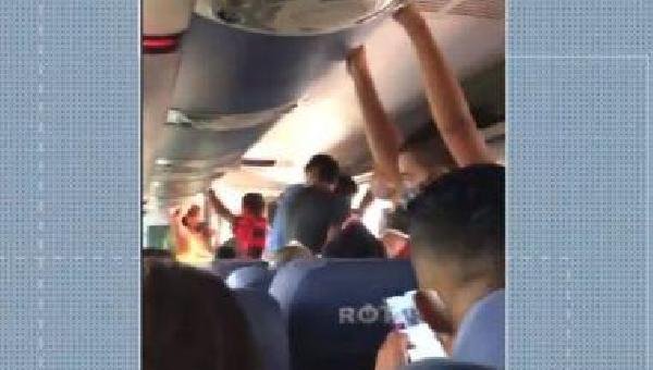 CONQUISTA: PASSAGEIRA RELATA SUPERLOTAÇÃO EM ÔNIBUS DE VIAGEM INTERMUNICIPAL