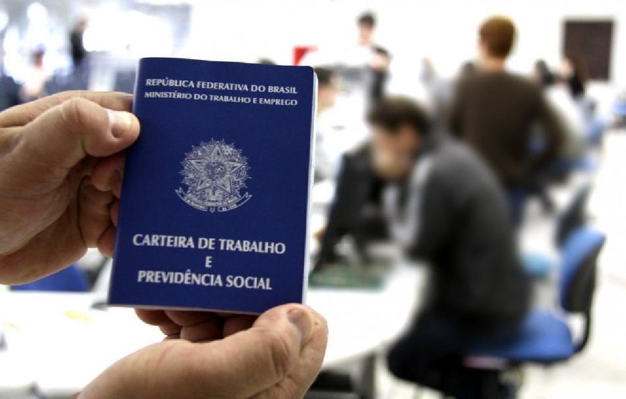 GERAÇÃO DE EMPREGOS NA BAHIA AUMENTOU 1,7% EM 2018 GERAÇÃO DE EMPREGOS NA BAHIA AUMENTOU 1,7% EM 2018