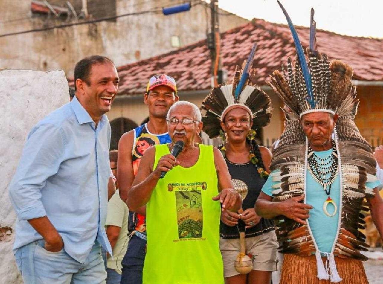 PUXADA DO MASTRO ABRE HOMENAGEM A SÃO SEBASTIÃO EM OLIVENÇA PUXADA DO MASTRO ABRE HOMENAGEM A SÃO SEBASTIÃO EM OLIVENÇA