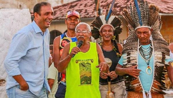 PUXADA DO MASTRO ABRE HOMENAGEM A SÃO SEBASTIÃO EM OLIVENÇA