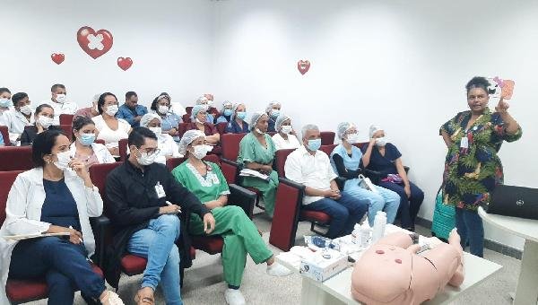 HOSPITAL COSTA DO CACAU PROMOVE OFICINA COM ABORDAGEM NA UTILIZAÇÃO DE COBERTURAS ESPECIAIS EM FERIDAS