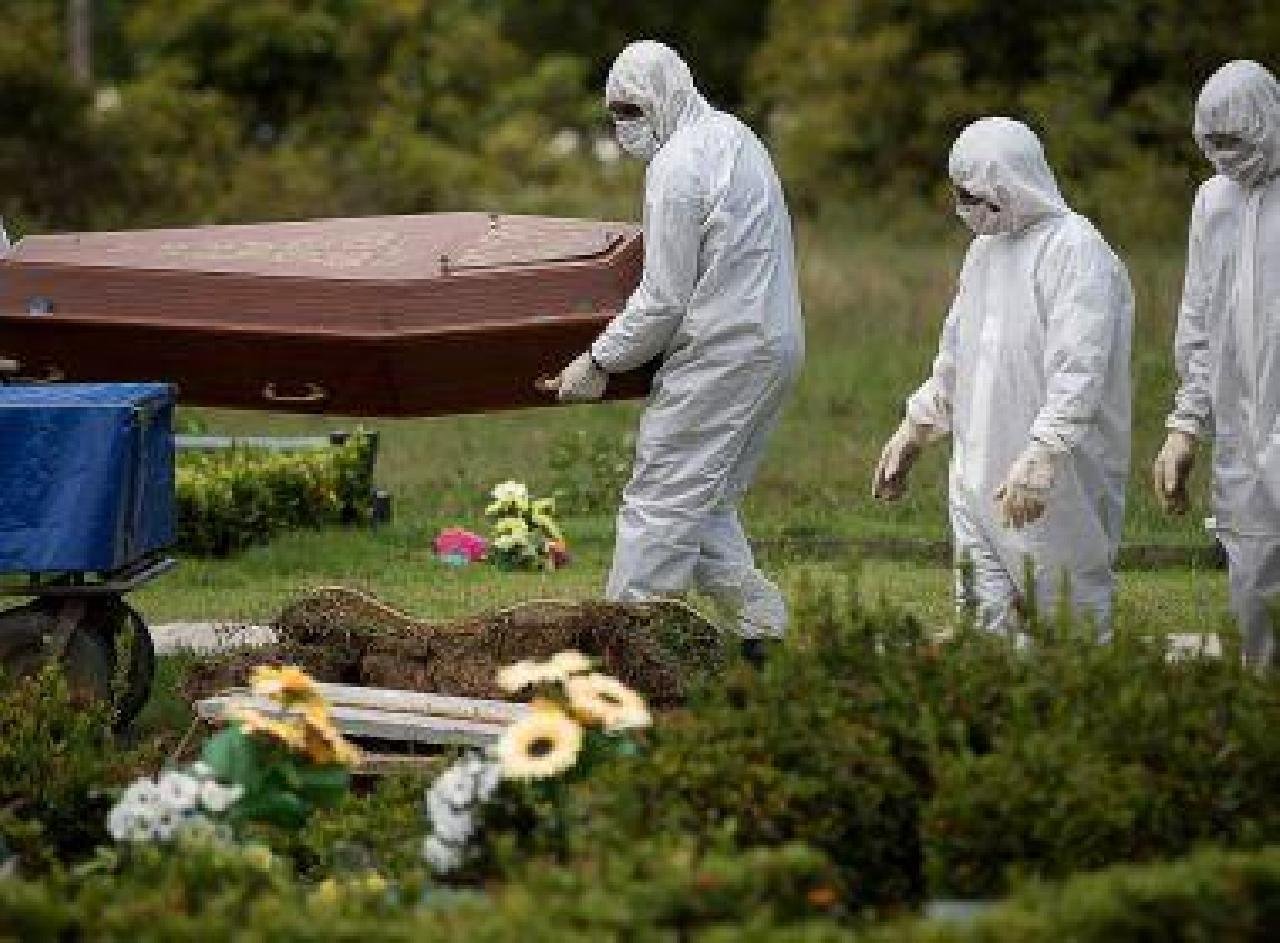 BRASIL REGISTRA A MAIOR MÉDIA MÓVEL DE MORTES DESDE O INÍCIO DA PANDEMIA BRASIL REGISTRA A MAIOR MÉDIA MÓVEL DE MORTES DESDE O INÍCIO DA PANDEMIA