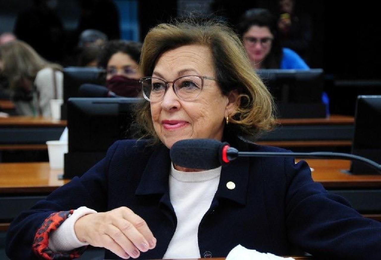 DEPUTADA FEDERAL LÍDICE DA MATA DESTINA R$ 1 MILHÃO EM EMENDAS PARA ITABUNA DEPUTADA FEDERAL LÍDICE DA MATA DESTINA R$ 1 MILHÃO EM EMENDAS PARA ITABUNA