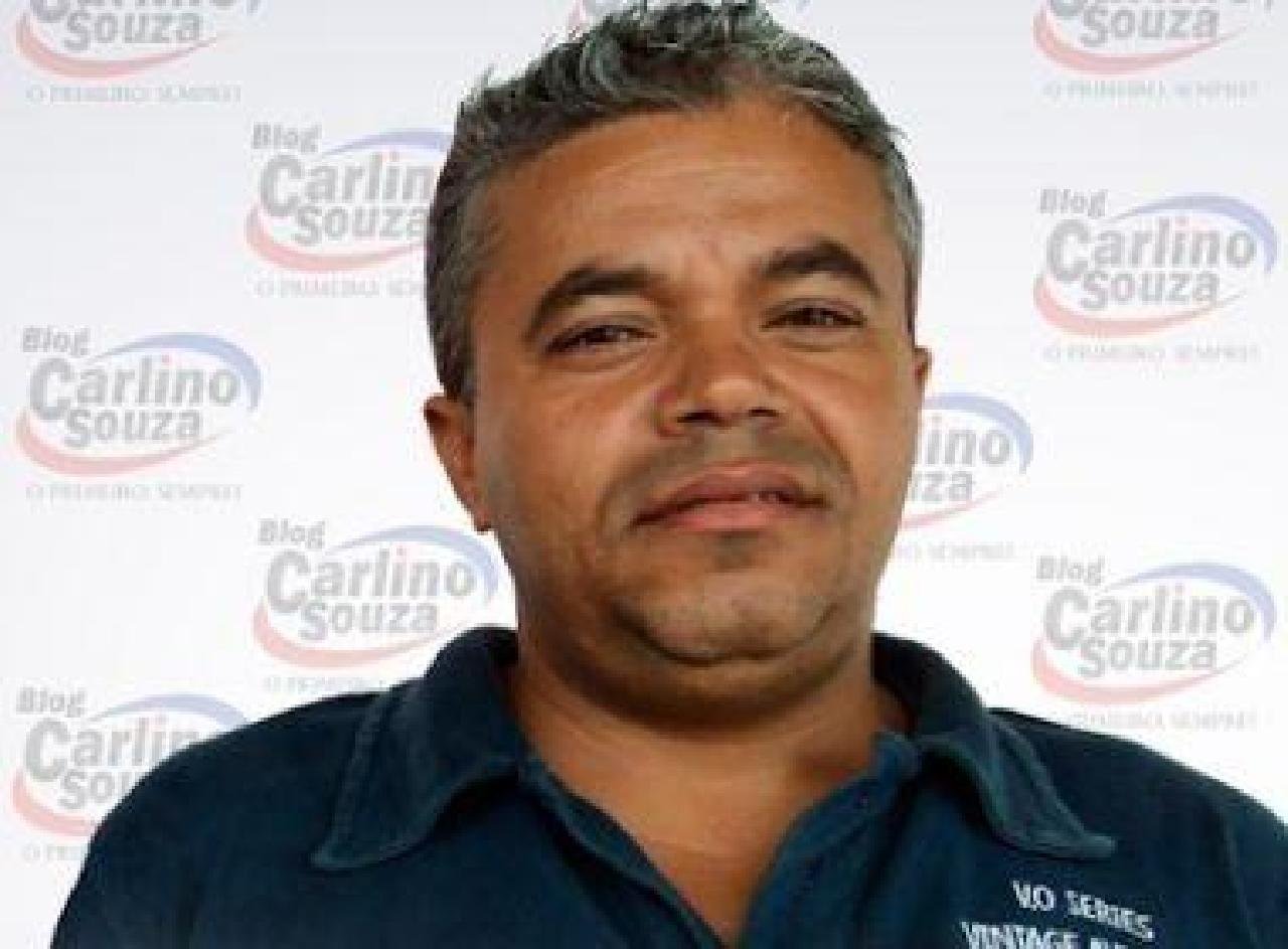 PREFEITO É ACUSADO DE 'CORTAR' ÁGUA DE OPOSITORES PREFEITO É ACUSADO DE 'CORTAR' ÁGUA DE OPOSITORES