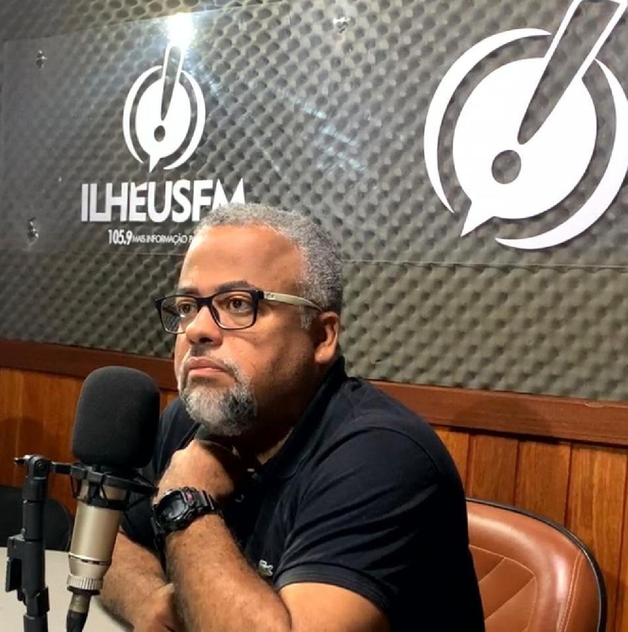 "A GENTE JÁ TINHA UM FEEDBACK DE QUE NÃO FARIA A ORNAMENTAÇÃO, MESMO QUE TIVESSE A FESTA DO MEU SÃO JOÃO AMADO", DIZ ANSELMO CLEMENT SOBRE A DECORAÇÃO JUNINA NO COMÉRCIO DE ILHÉUS