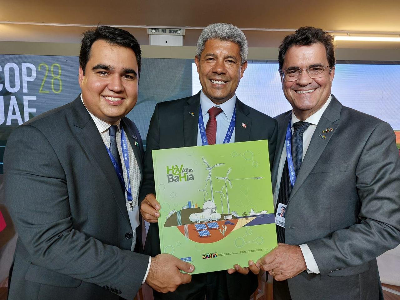 BAHIA ATRAIU MAIS DE R$ 40 BILHÕES POR MEIO DE PROTOCOLOS DE INTENÇÕES ASSINADOS BAHIA ATRAIU MAIS DE R$ 40 BILHÕES POR MEIO DE PROTOCOLOS DE INTENÇÕES ASSINADOS