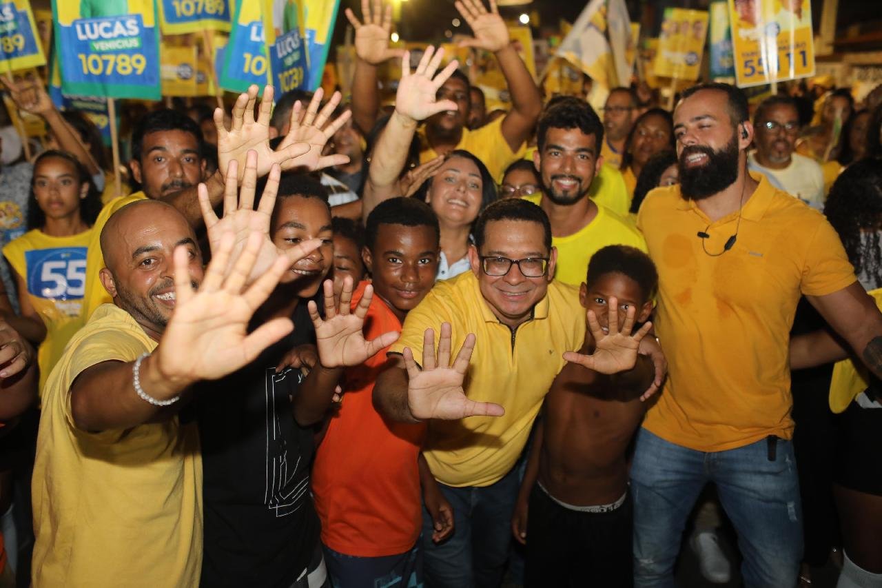 BENTO LIMA REALIZA CAMINHADA NA BARRA EM ILHÉUS BENTO LIMA REALIZA CAMINHADA NA BARRA EM ILHÉUS