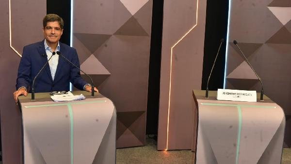 ACM NETO PROPÕE MUDANÇAS NO ENSINO MÉDIO E AMPLIAÇÃO DA FORMAÇÃO PROFISSIONAL NA BAHIA