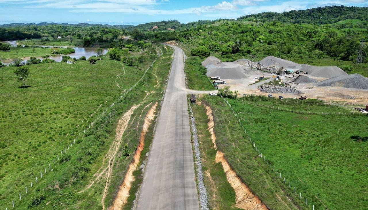 60% DAS OBRAS DA BA-649 JÁ ESTÃO CONCLUÍDAS 60% DAS OBRAS DA BA-649 JÁ ESTÃO CONCLUÍDAS
