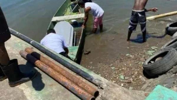 CORPO É ENCONTRADO EM CANOA NO TERMINAL PESQUEIRO