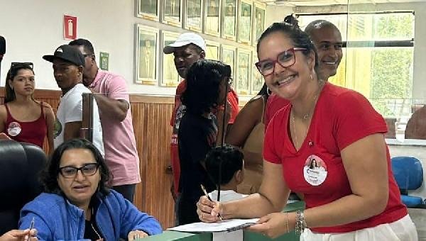 PT DE ILHÉUS ELEGE NOVA PRESIDENTA E COMEMORA AUMENTO EXPRESSIVO DE PARTICIPAÇÃO NO PED 2025
