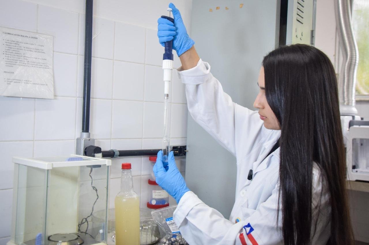 ESTUDO PREMIADO SOBRE MEL DE CACAU PROJETA CETAB COMO REFERÊNCIA EM INOVAÇÃO AGROPECUÁRIA