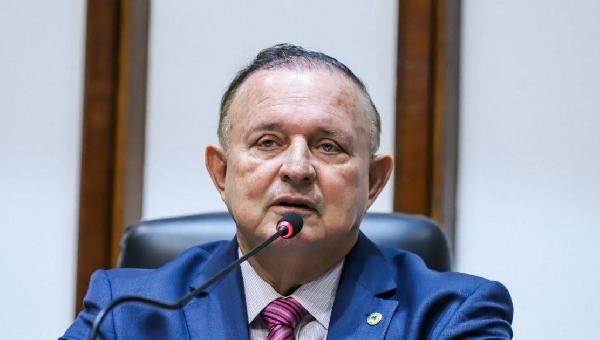STF DETERMINA AFASTAMENTO IMEDIATO DE ADOLFO MENEZES DA PRESIDÊNCIA DA AL-BA
