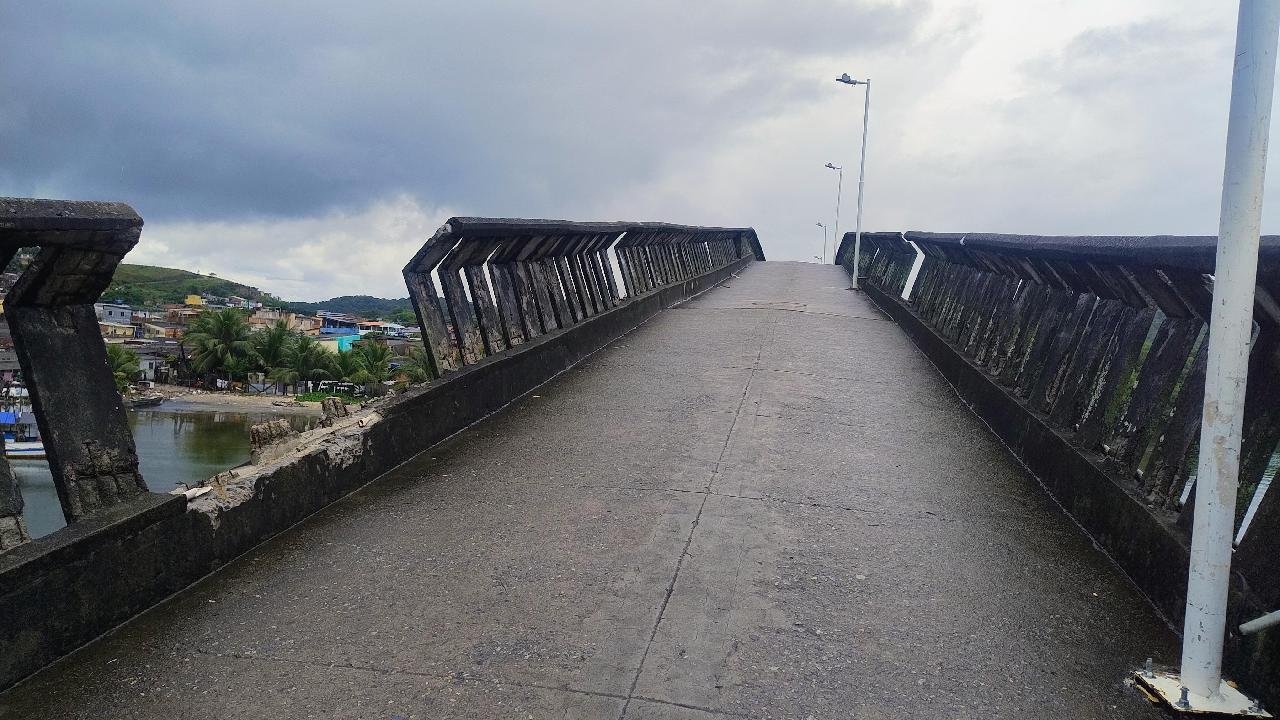 PASSARELA ENTRE BARRA DO ITAÍPE E SÃO MIGUEL APRESENTA RISCO DE DEGRADAÇÃO EM ILHÉUS