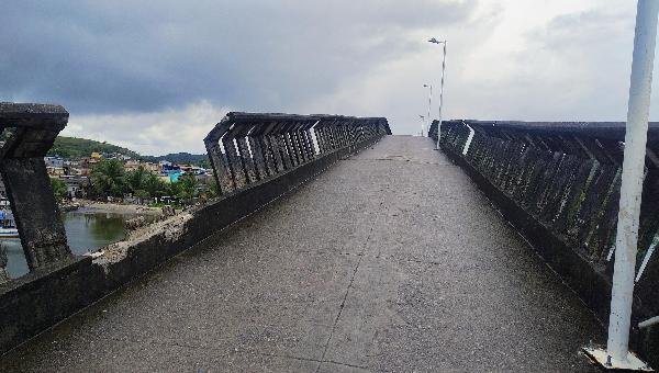 PASSARELA ENTRE BARRA DO ITAÍPE E SÃO MIGUEL APRESENTA RISCO DE DEGRADAÇÃO EM ILHÉUS