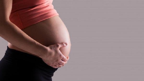 MAIS DE 1,3 MIL ADOLESCENTES COM MENOS DE 14 ANOS SE TORNARAM MÃES NA BAHIA NO ÚLTIMO ANO