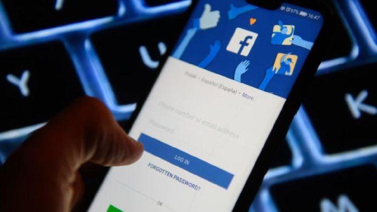 FAKE NEWS GERAM MAIS ENGAJAMENTO NO FACEBOOK QUE MÍDIA TRADICIONAL FAKE NEWS GERAM MAIS ENGAJAMENTO NO FACEBOOK QUE MÍDIA TRADICIONAL