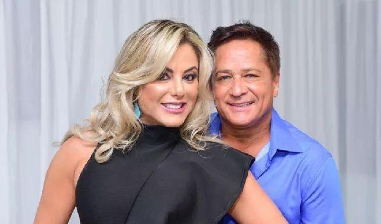 POLIANA ROCHA, ESPOSA DO CANTOR LEONARDO, CONFESSA TER "SEQUESTRADO" CRIANÇA EM ILHÉUS POLIANA ROCHA, ESPOSA DO CANTOR LEONARDO, CONFESSA TER "SEQUESTRADO" CRIANÇA EM ILHÉUS