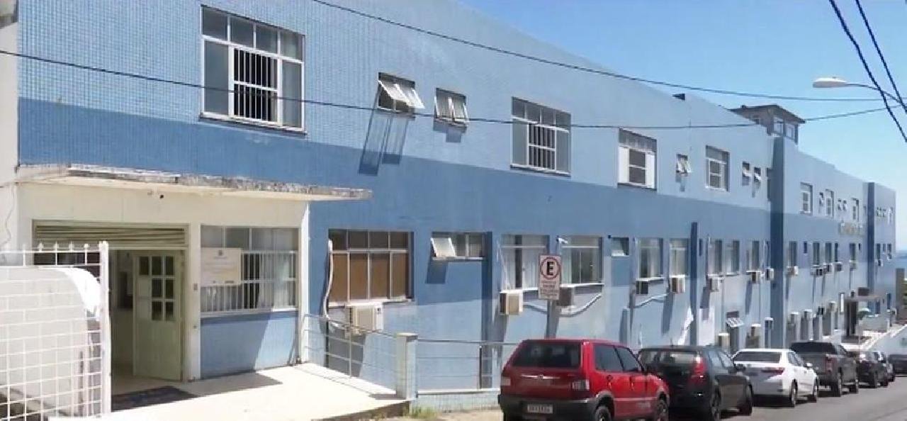 PEDIATRAS DA MATERNIDADE SANTA HELENA AMEAÇAM PARAR ATIVIDADES NESTE SÁBADO PEDIATRAS DA MATERNIDADE SANTA HELENA AMEAÇAM PARAR ATIVIDADES NESTE SÁBADO