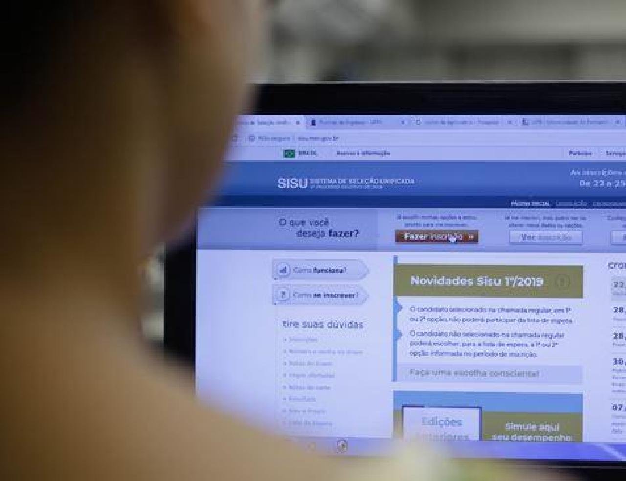 ESTUDANTES PODEM SE INSCREVER NO SISU ATÉ SEXTA-FEIRA ESTUDANTES PODEM SE INSCREVER NO SISU ATÉ SEXTA-FEIRA