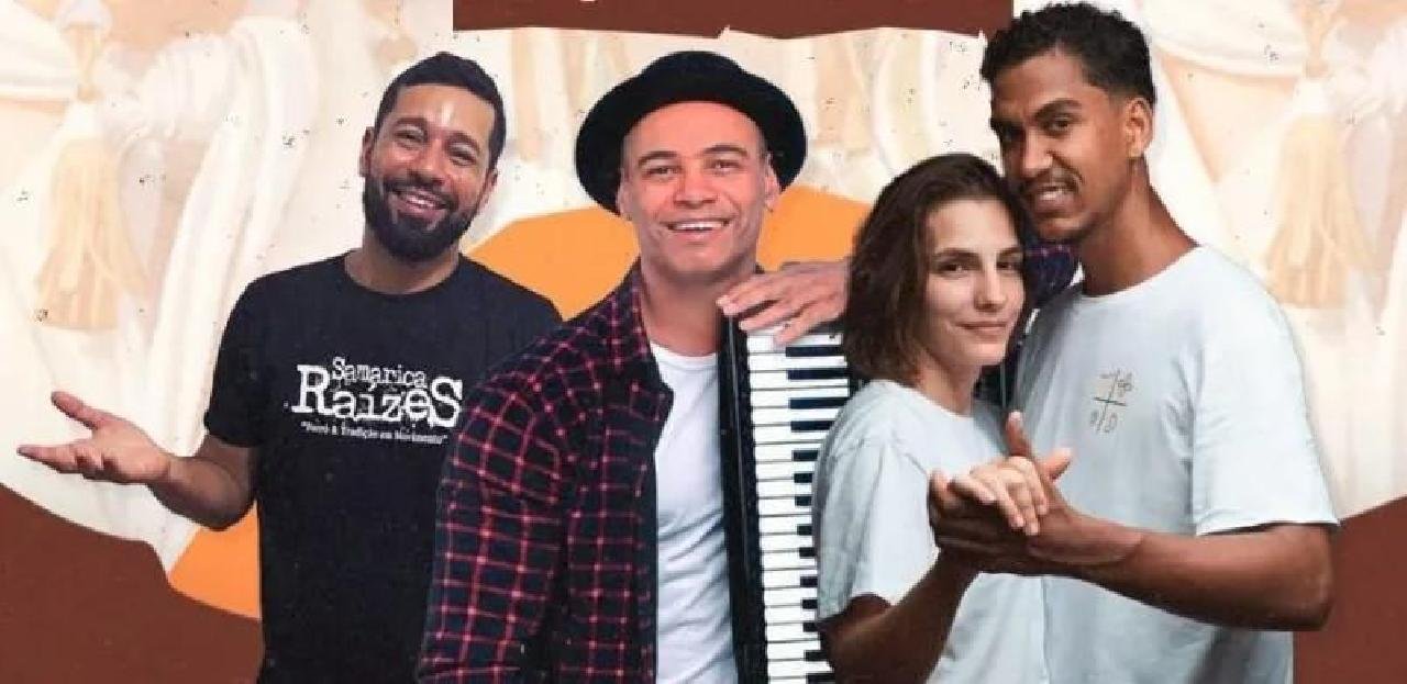 JUNINHO DO ACORDEON LEVA FORRÓ DE GONZAGÃO AO PÔR DO SOL NA SAPETINGA, EM ILHÉUS