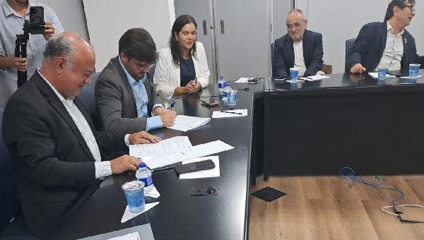 SESI E SENAI FIRMAM CONTRATOS COM PREFEITURA DE ILHÉUS PARA QUALIFICAÇÃO PROFISSIONAL E EDUCAÇÃO TECNOLÓGICA