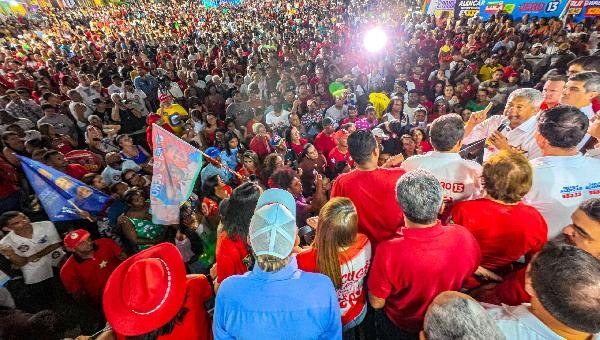EM COMÍCIO COM MAIS DE 20 MIL PESSOAS EM ITABERABA, JERÔNIMO DEFENDE O FIM DA ESCALA 6X1
