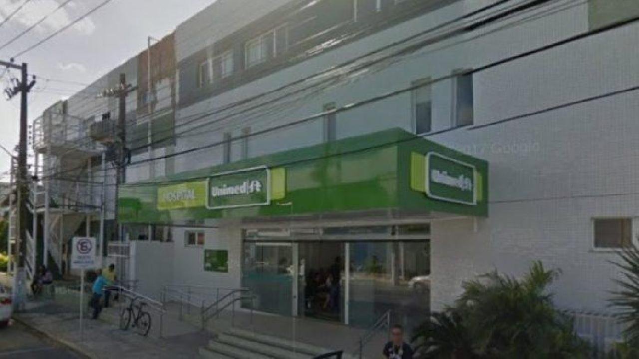 BANDIDOS ARMADOS FAZEM ARRASTÃO EM HOSPITAL EM ARACAJU BANDIDOS ARMADOS FAZEM ARRASTÃO EM HOSPITAL EM ARACAJU