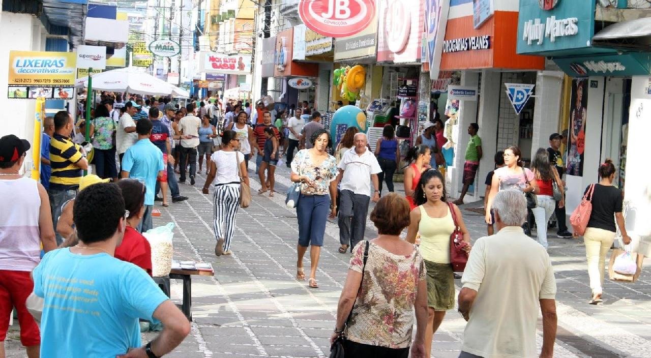 LOJISTAS SOLICITAM QUE OBRAS NO CALÇADÃO SEJAM FEITAS À NOITE 