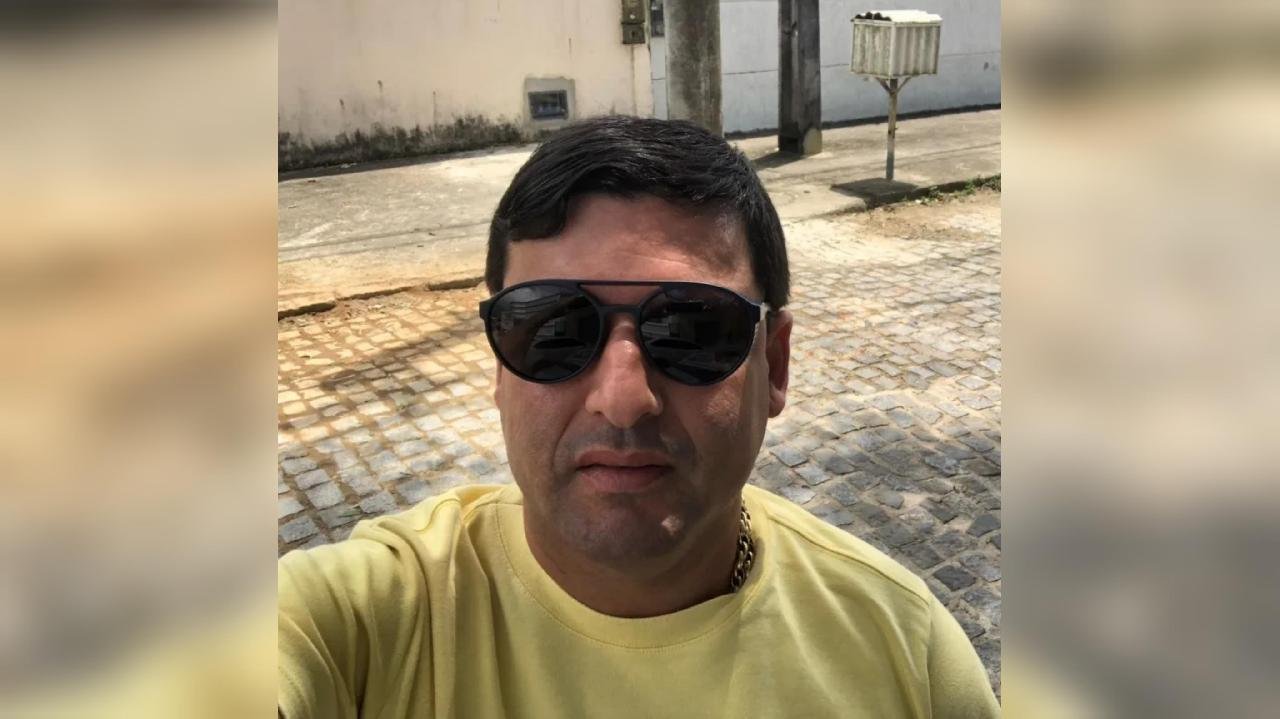 EMPRESÁRIO DO SETOR DE LIXO, "NETO MILIONÁRIO" É PRESO POR TENTATIVA DE HOMICÍDIO EM ITAMARAJU EMPRESÁRIO DO SETOR DE LIXO, "NETO MILIONÁRIO" É PRESO POR TENTATIVA DE HOMICÍDIO EM ITAMARAJU